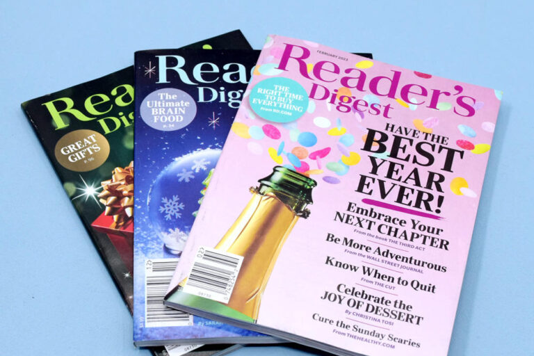 Professional Softcover Book Printing Service for Novels and Comics (7) High-quality custom softcover book printing for novels and comics